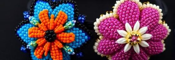 brick-stitch-flowers-C-_u4cVD.jpg